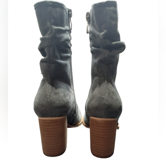 Charlie Paige Women's Size 6 Slouchy Vegan Suede Ankle Boot Chunky Heel Gray - Picture 6 of 7